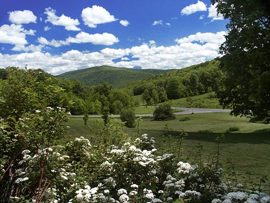 004-margaretville-mountain-inn-spring