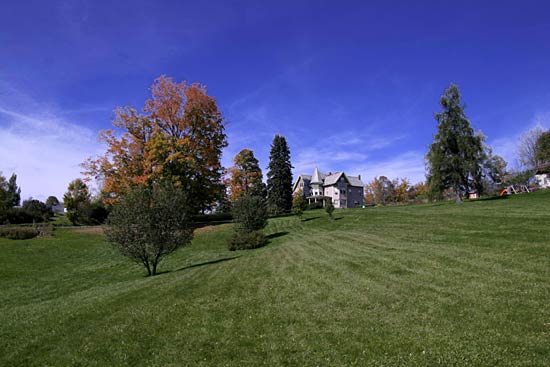 007-margaretville-mountain-inn-fall